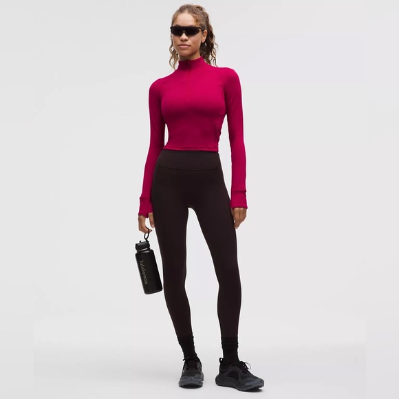 It's Rulu Ribbed Cropped Half Zip
Updated - Picture 2 of 10